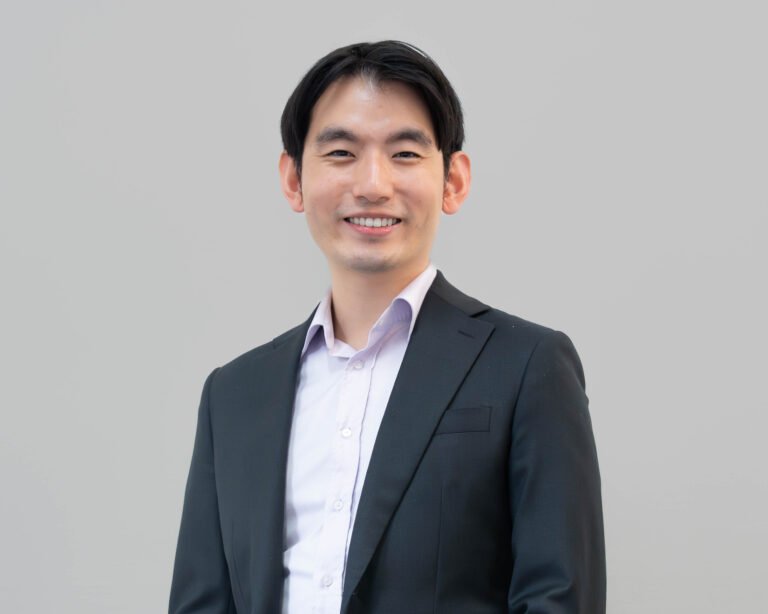 Smiling photo of EdAtlas founder - Robert Liu
